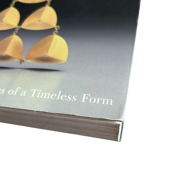 500 Necklaces: Contemporary Interpretations of a Timeless Form 1st Edition - Picture 5 of 5